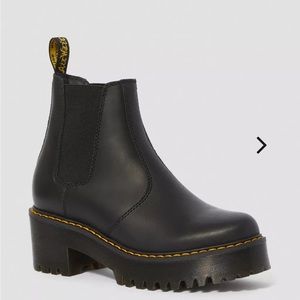 DR. MARTEN AIRWAIR ROMETTY WYOMING LEATHER PLATFORM CHELSEA BOOTS SIZE 8